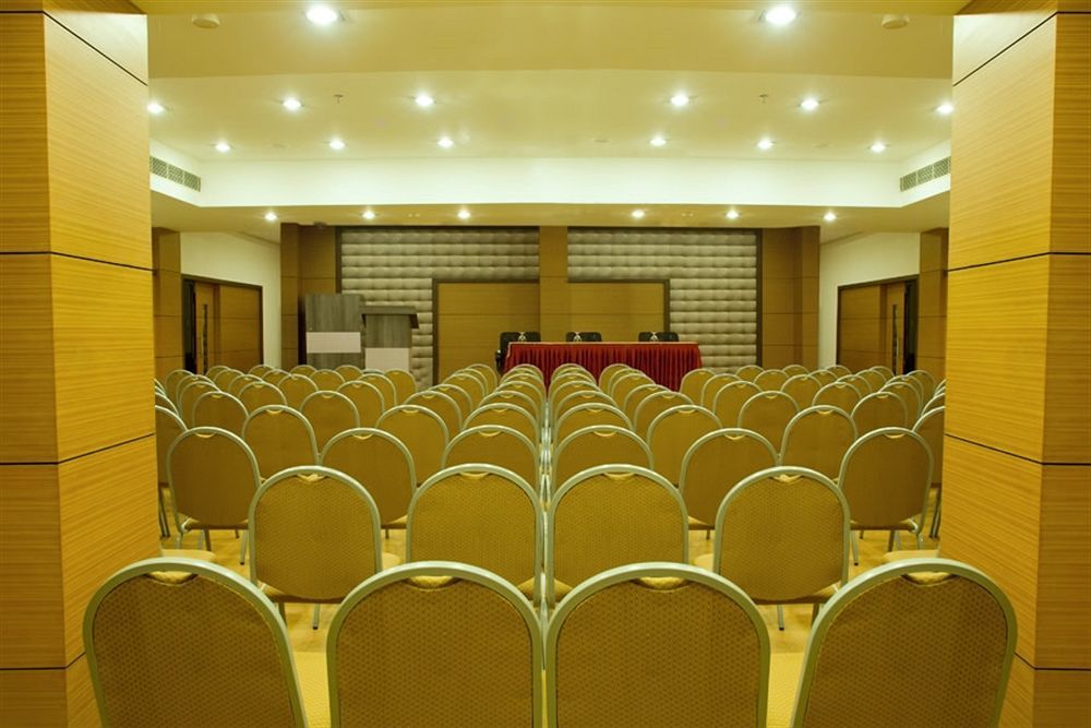 Hotel Pookodans International Kondotti Kültér fotó